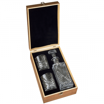 מארז מתנה וויסקי הכולל דקנטר ו-2 כוסות בקופסת עץ מהודרת 4685-4