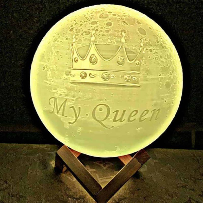 מנורת ירח למלכה שלי באנגלית
